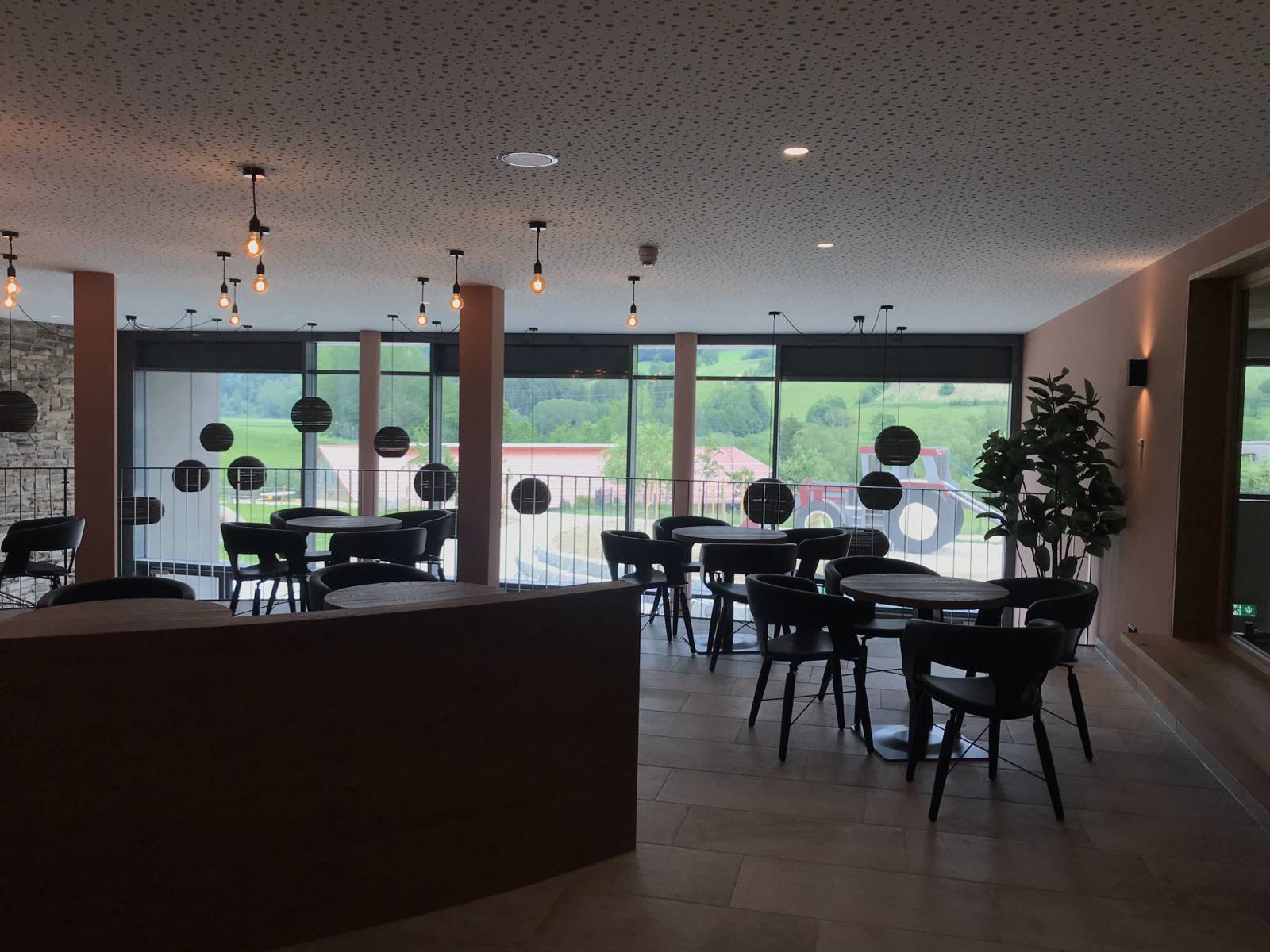 Sonne satt... auf der Bistro-Terrasse Symbolfoto