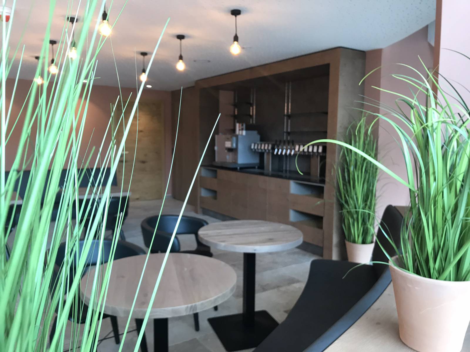 Sonne satt... auf der Bistro-Terrasse Symbolfoto