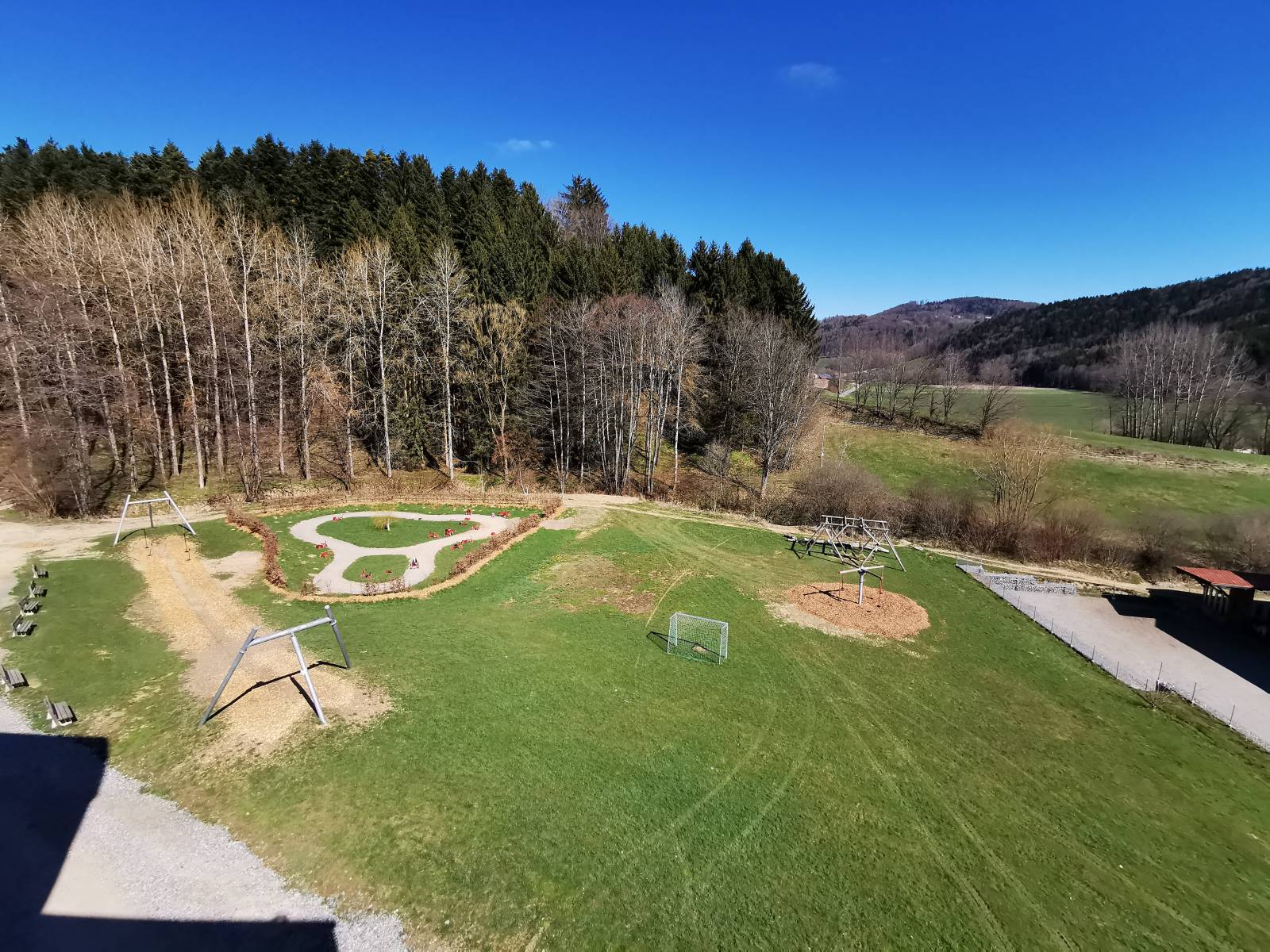 Weitläufig. Naturnah. Viel Platz für die Familie. Symbolfoto