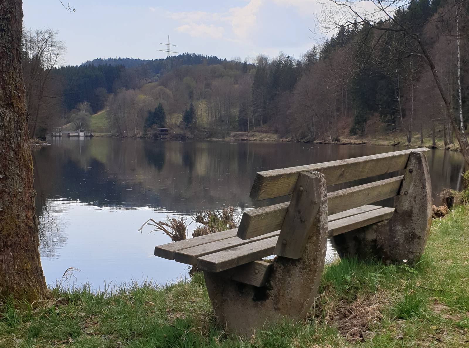 Geheimtip für Wanderer - der Hartmannsreiter Stausee Symbolfoto
