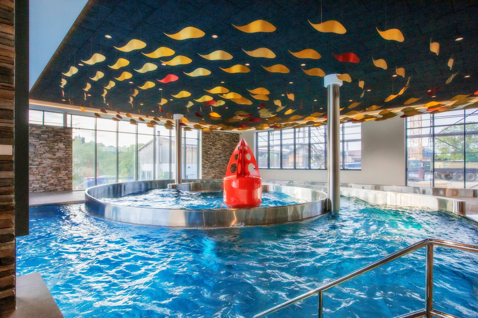 Neues Wellenbad 🌊🐠 Symbolfoto