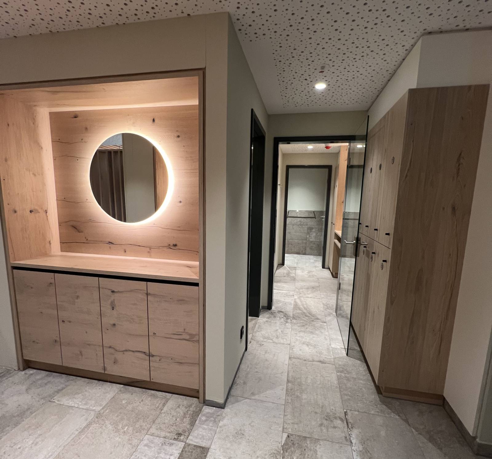 Bademantel-Bistro 🍰 Symbolfoto