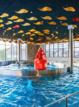 Neues Wellenbad 🌊🐠 Symbolfoto