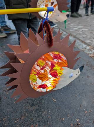 St. Martin im Schreinerhof: Gemeinsam teilen und leuchten Symbolfoto