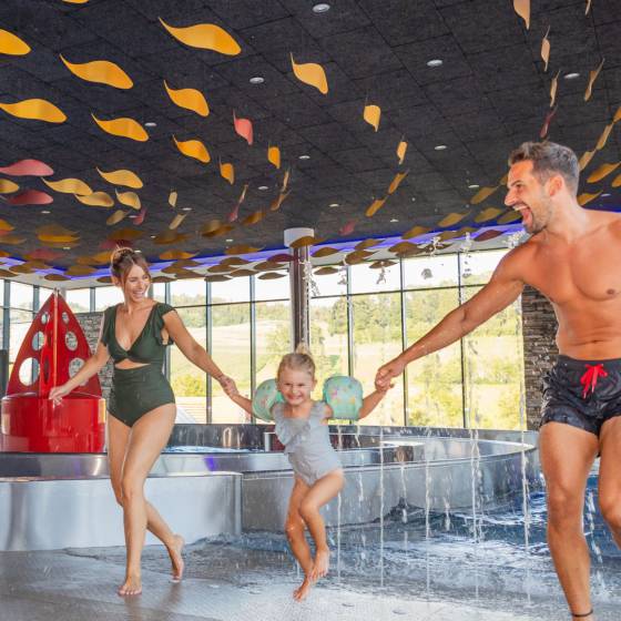 Kinder spielen im Kuschelnest im Familienhotel Schreinerhof