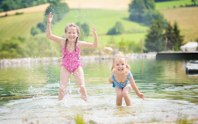 Sommerurlaub im Bayerischen Wald: Eure Familienauszeit voller Wasser, Wärme und Leichtigkeit