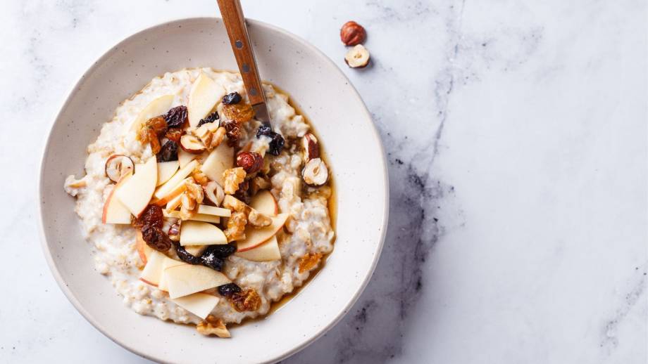 Der perfekte Start in den Tag: Bircher Müsli Rezept á la Schreinerhof Symbolfoto