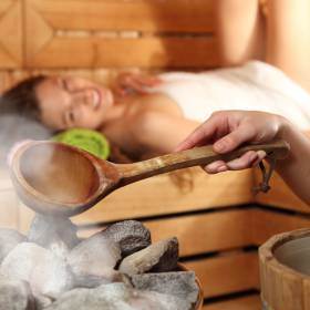 Sauna-Aufguss im Familienhotel Schreinerhof