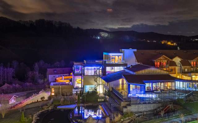 Schreinerhof Wasserwelten bei Nacht