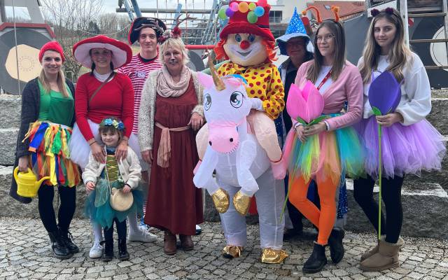 Faschingsgaudi 🥳 mit Umzug 
