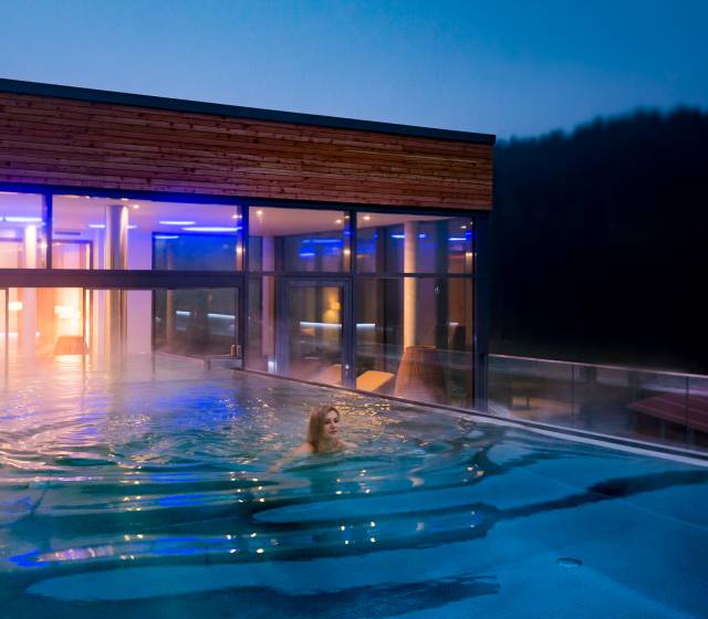 Adults only Sky Pool im Familienhotel Schreinerhof