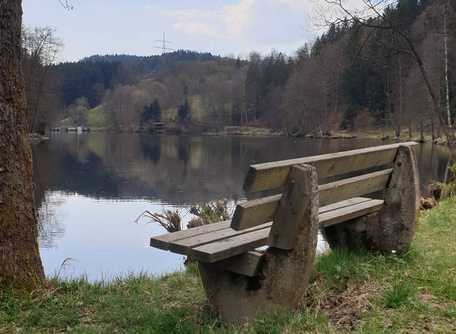 Ein echter Geheimtip für Wanderer - der Hartmannsreiter Stausee Symbolfoto