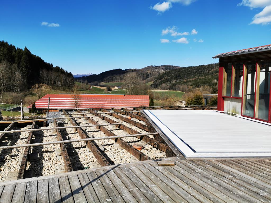 Wir arbeiten an Eurer Wunschliste - Punkt 1 "das Pooldeck" - Familotel