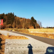 Unsere Hoteleinfahrt wird gepimpt, Bild 2/3