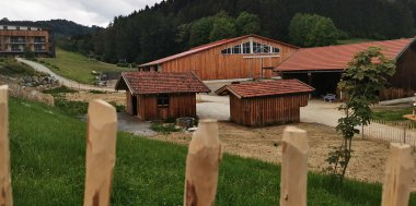 Wir arbeiten an Eurer Wunschliste - Punkt 4 "Der Minibauernhof", Bild 2/4